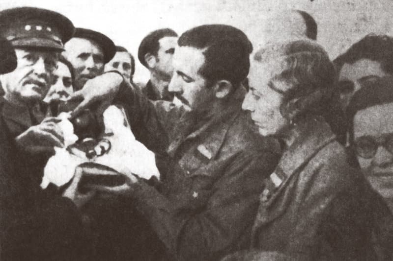El 30 de marzo de 1939, el Santo Cáliz pudo regresar a la Catedral una vez finalizada la Guerra Civil.