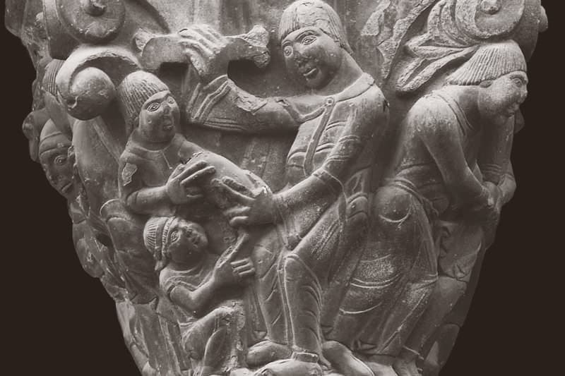 San Lorenzo entregando el Santo Cáliz, en un capitel de la lonja Chica de la Catedral de Jaca Siglo XII